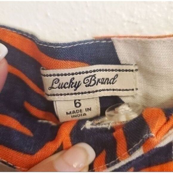 Lucky Brand Women’s Tossed Leaf Printed Casual 100% Linen Short Size 6 - Picture 3 of 7